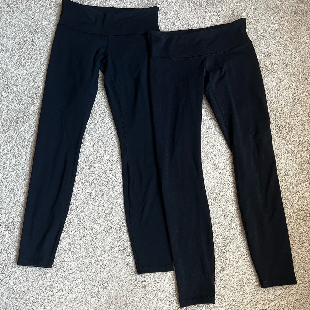 Set of 2 Lululemon wunder under yoga pants size 6 black